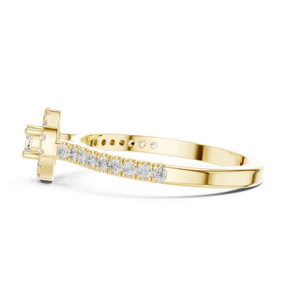 Round Halo Diamond Engagement Ring with Pavé Band
