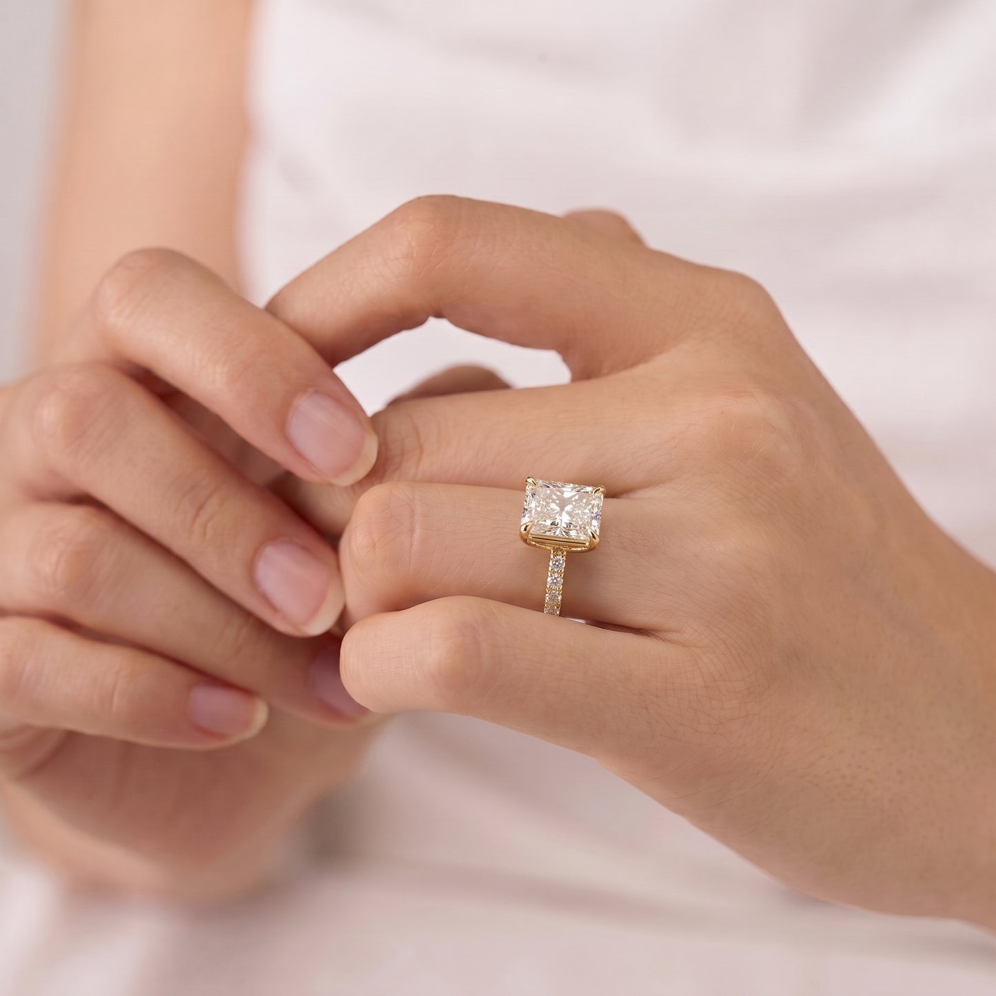 2.5 Carat Radiant Cut Moissanite Diamond Engagement Ring with Pavé Band
