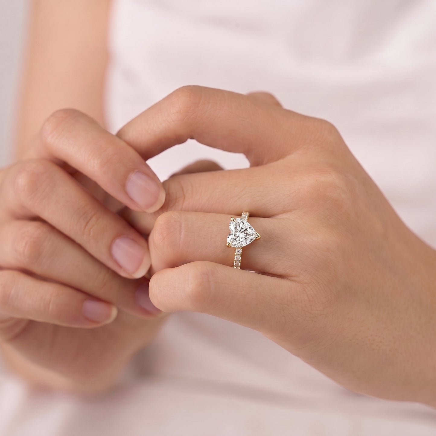1 Carat Classic Heart Shaped Moissanite Diamond Engagement Ring