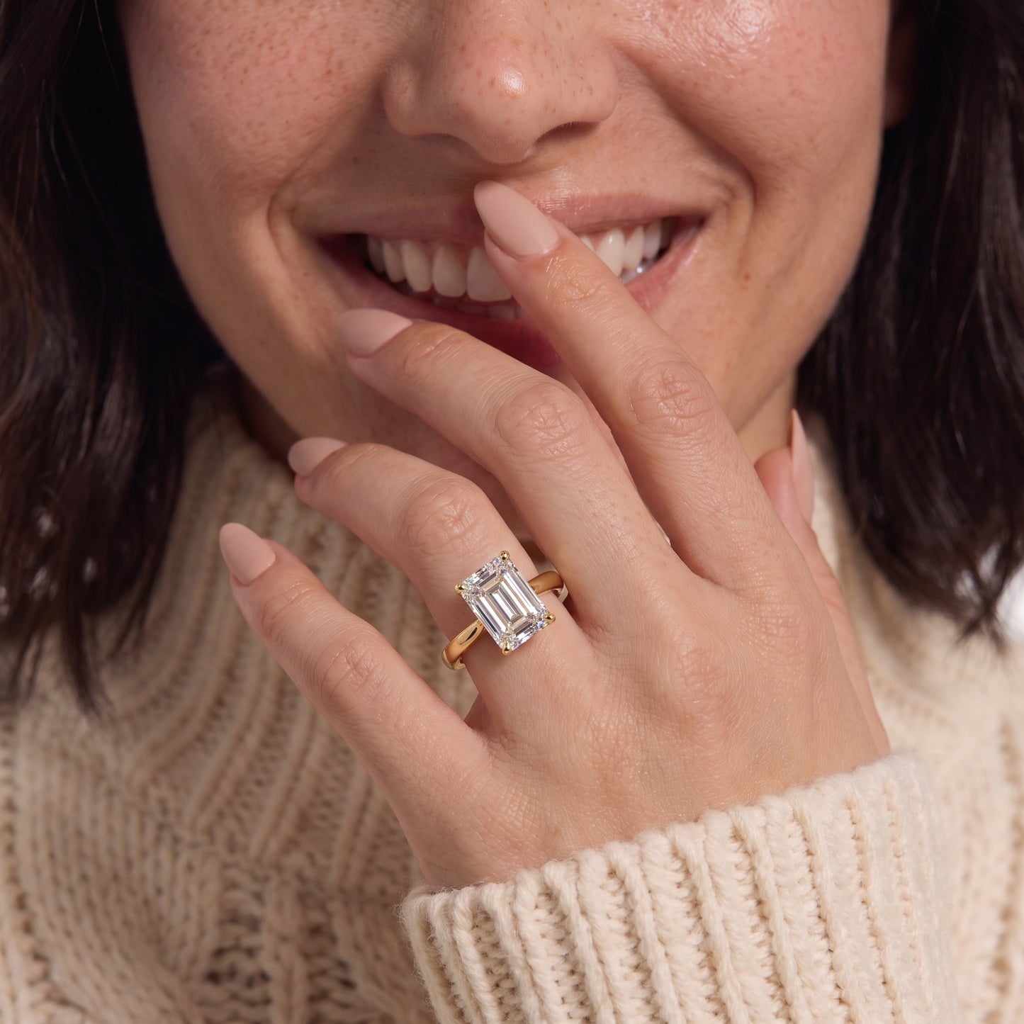 2 Carat Classic Emerald Cut Moissanite Diamond Engagement Ring