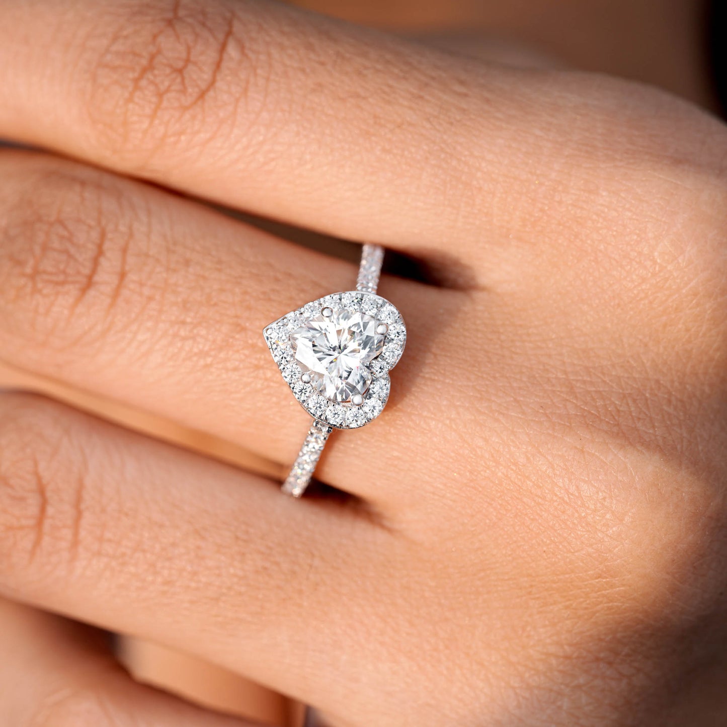 1 Carat Center Heart Cut Moissanite Diamond Engagement Ring
