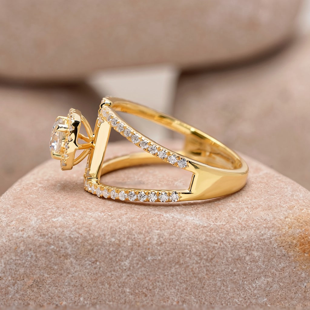 0.50 Carat Center Round Cut Moissanite Diamond Engagement Ring