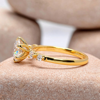 1.5 Carat Center Round Cut Moissanite Diamond Engagement Ring