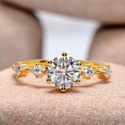 1 Carat Center Round Cut Moissanite Diamond Engagement Ring