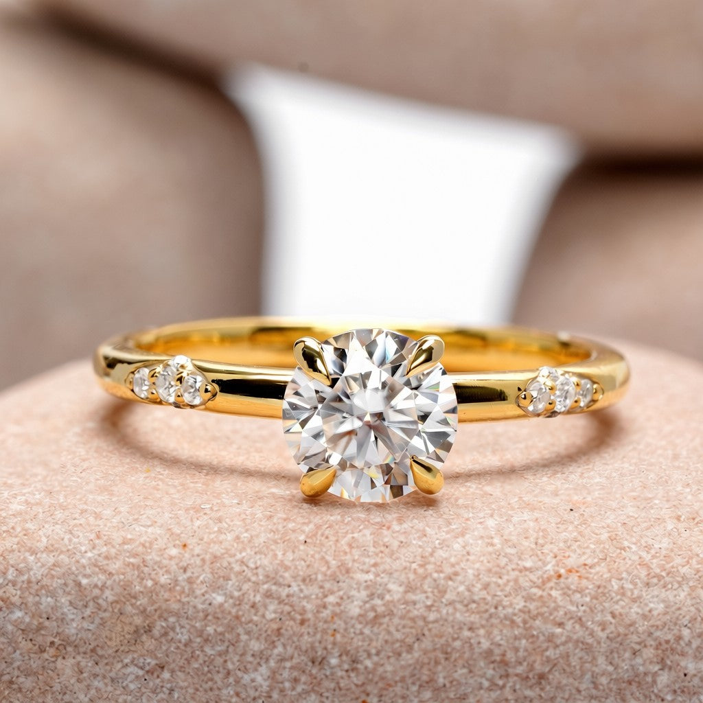 1 Carat Center Round Cut Moissanite Diamond Engagement Ring
