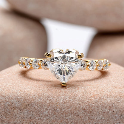 2 Carat Center Heart Cut Moissanite Diamond Engagement Ring