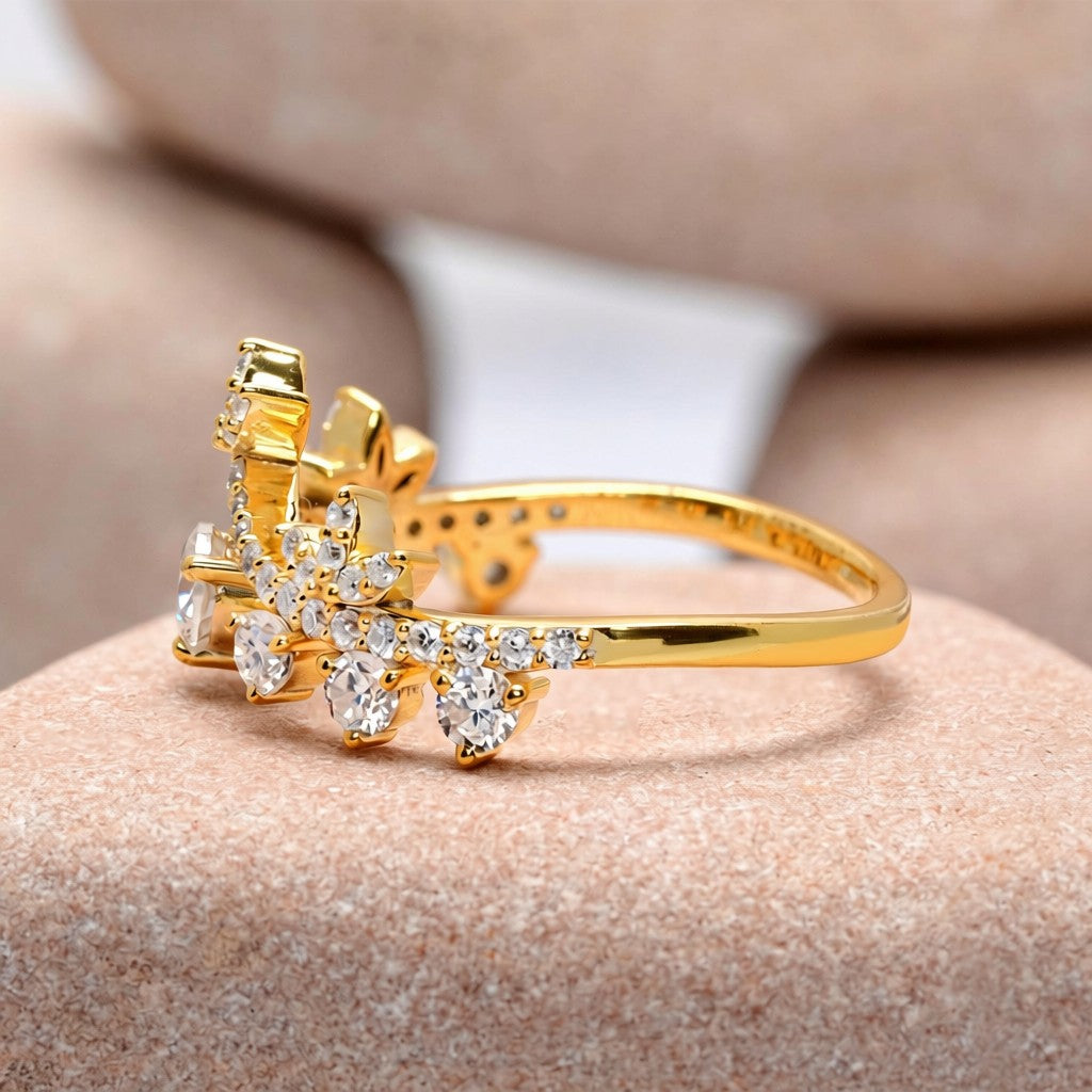 0.90 Carat Round Cut Moissanite Diamond Engagement Ring