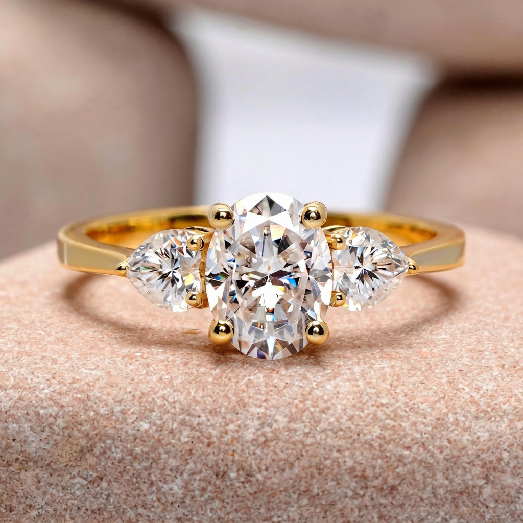 1 Carat Center Oval, Heart Cut Moissanite Diamond Engagement Ring