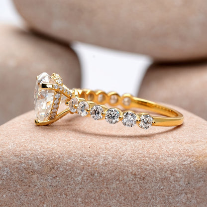 2 Carat Center Heart Cut Moissanite Diamond Engagement Ring