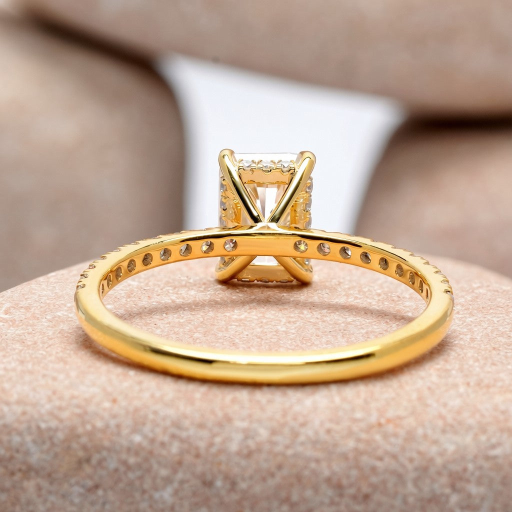 1 Carat Center Radiant Cut Moissanite Diamond Engagement Ring