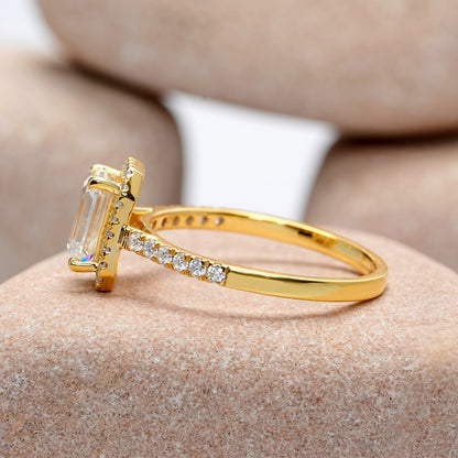 1 Carat Center Emerald Cut Moissanite Diamond Engagement Ring