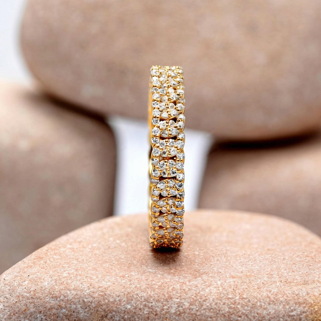0.90 Carat Round Cut Moissanite Diamond Engagement Ring