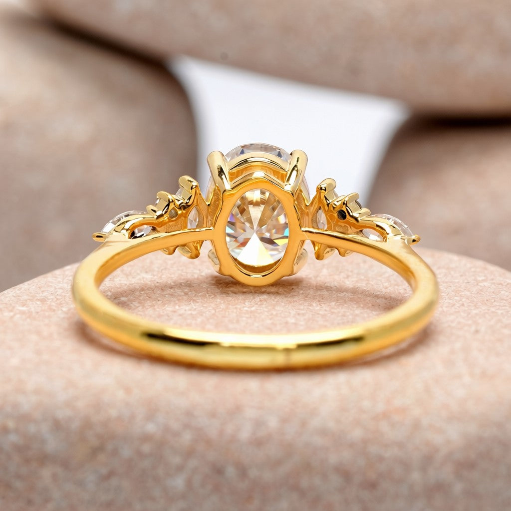 1.5 Carat Center Oval, Marquise Cut Moissanite Diamond Engagement Ring