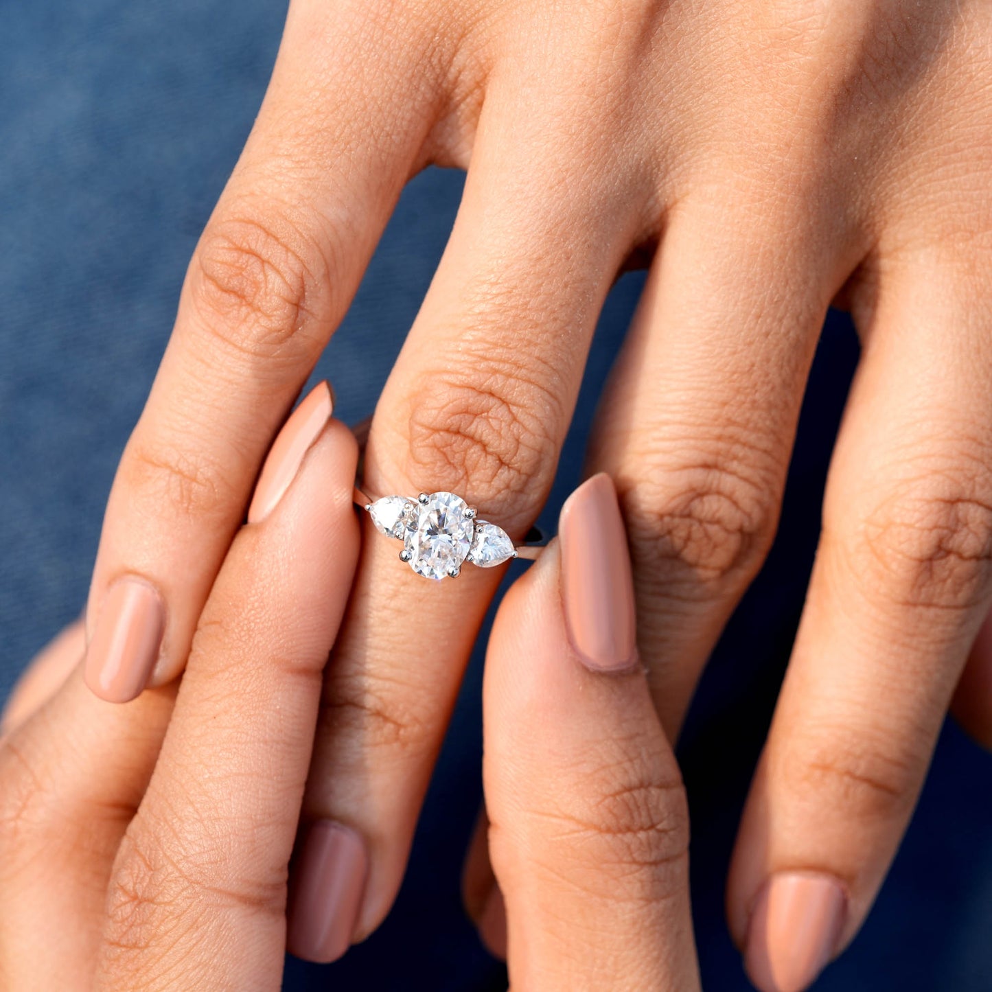 1 Carat Center Oval, Heart Cut Moissanite Diamond Engagement Ring