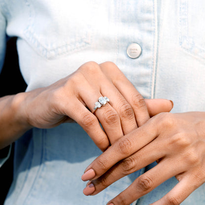 1.5 Carat Center Oval Cut Moissanite Diamond Engagement Ring