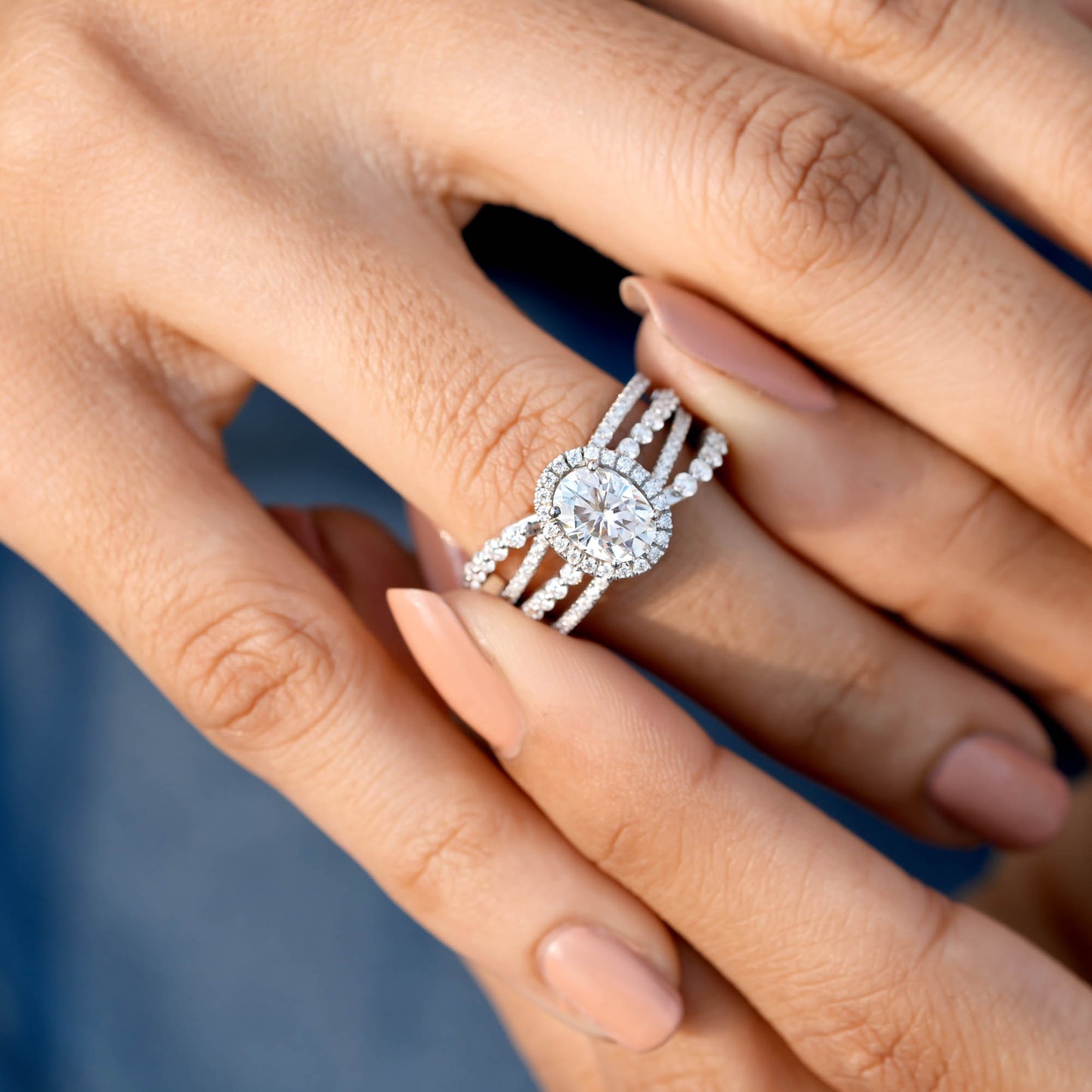 1.5 Carat Center Oval Cut Moissanite Diamond Engagement Ring