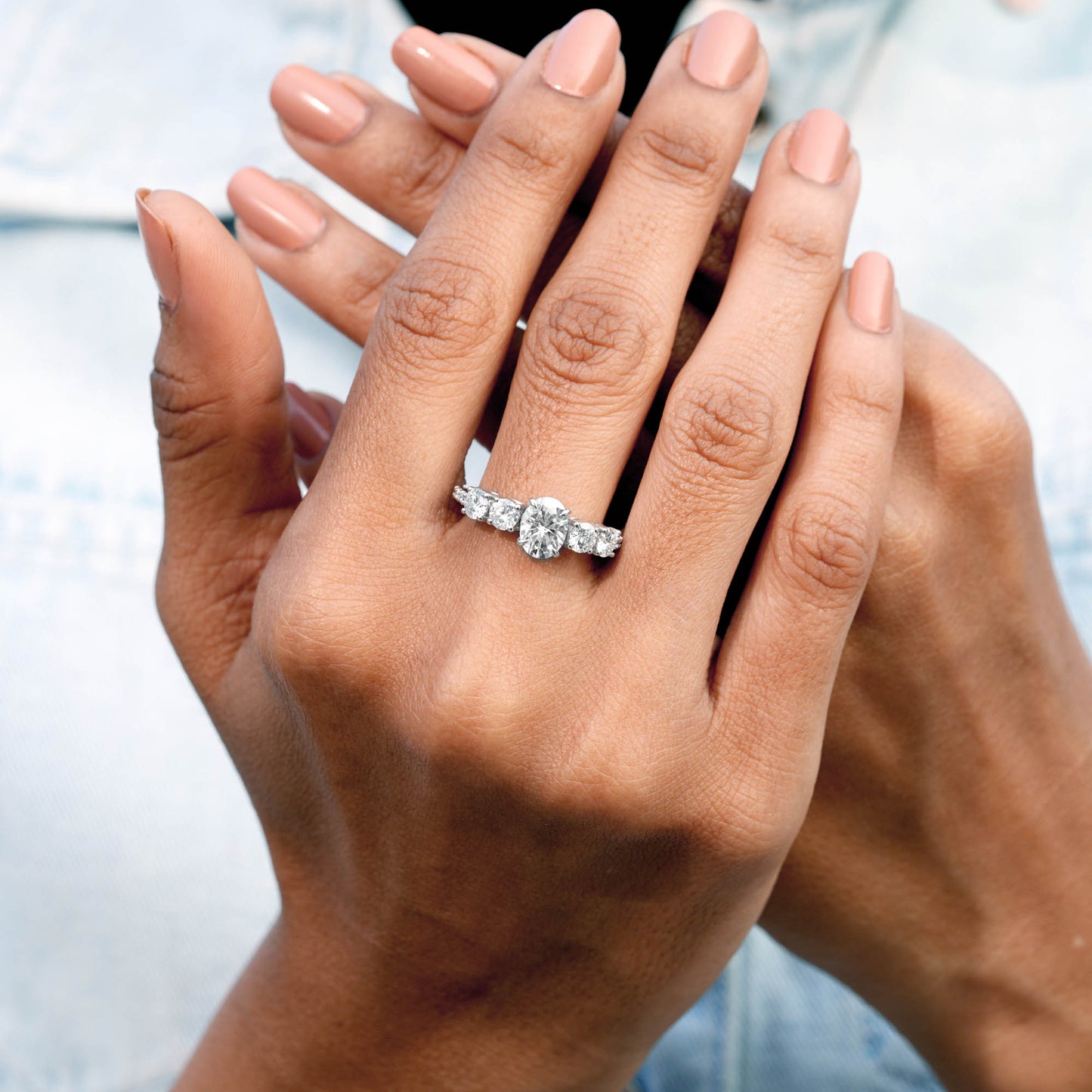 1 Carat Center Oval Cut Colorless Engagement Ring