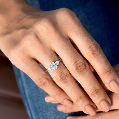 1 Carat Center Oval, Heart Cut Moissanite Diamond Engagement Ring