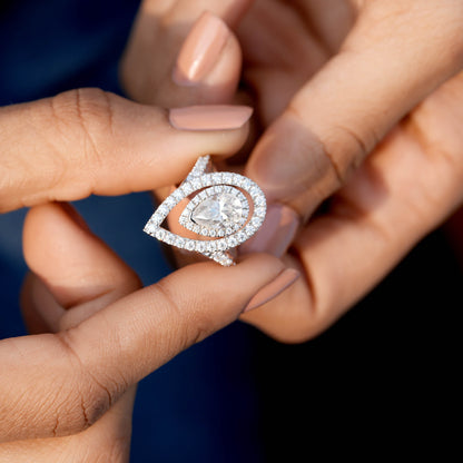 1 Carat Center Pear, Round Cut Moissanite Diamond Engagement Ring