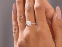 1 Carat Center Round Cut Moissanite Diamond Engagement Ring