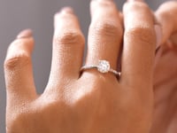 1 Carat Center Round Cut Moissanite Diamond Engagement Ring