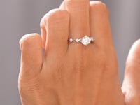 1 Carat Center Round Cut Moissanite Diamond Engagement Ring