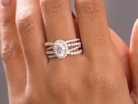 1.5 Carat Center Oval Cut Moissanite Diamond Engagement Ring