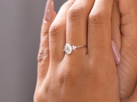 1 Carat Center Oval Cut Moissanite Diamond Gold Ring with Side Stones