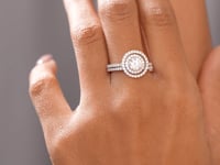 1 Carat Center Round Cut Moissanite Diamond Engagement Ring