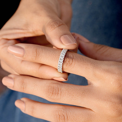 0.90 Carat Round Cut Moissanite Diamond Engagement Ring