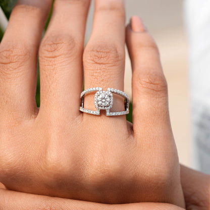 0.50 Carat Center Round Cut Moissanite Diamond Engagement Ring