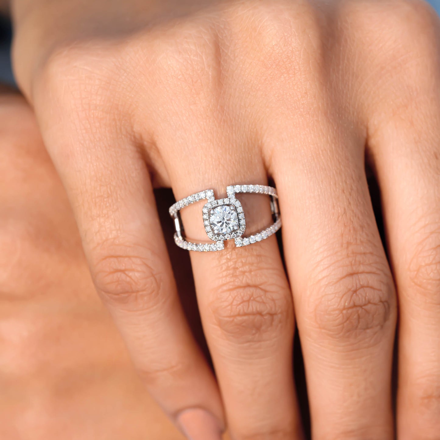 0.50 Carat Center Round Cut Moissanite Diamond Engagement Ring
