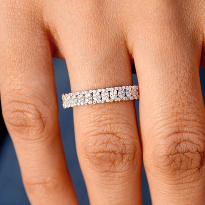 0.90 Carat Round Cut Moissanite Diamond Engagement Ring