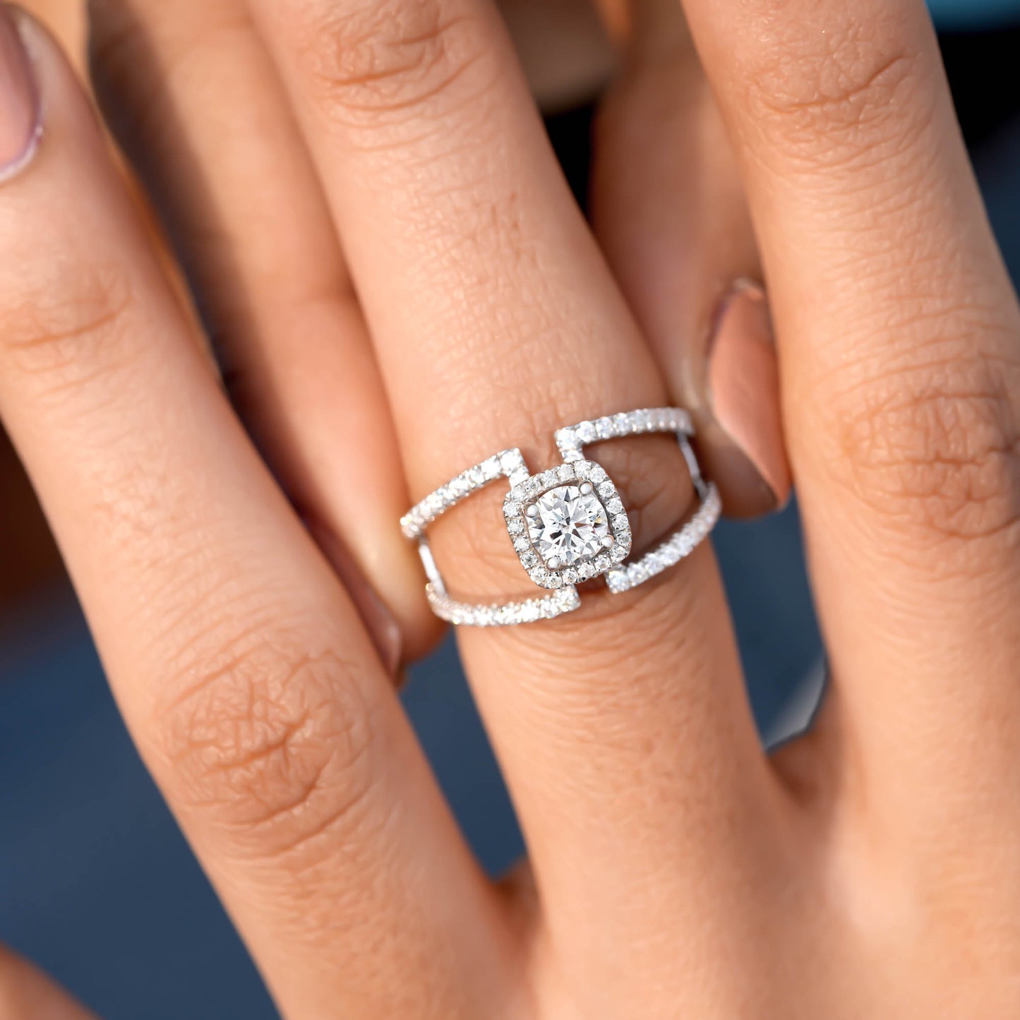 0.50 Carat Center Round Cut Moissanite Diamond Engagement Ring