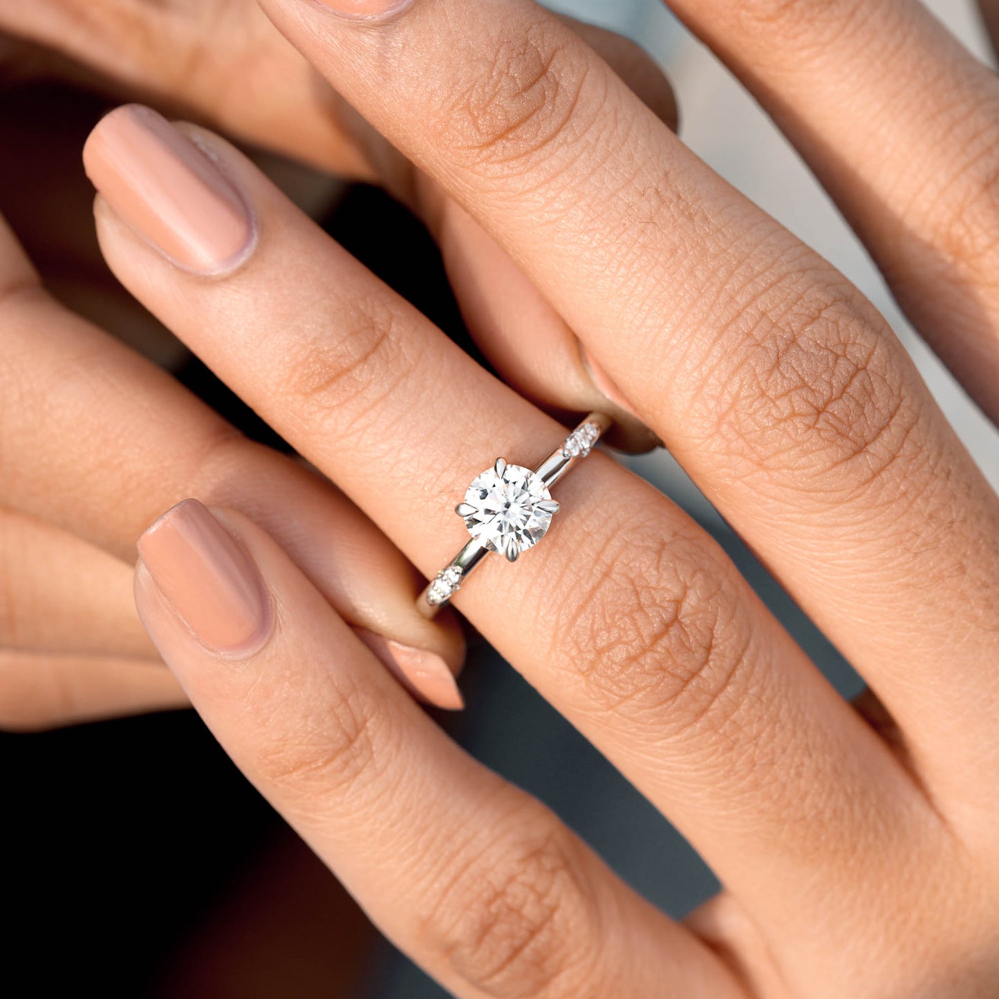 1 Carat Center Round Cut Moissanite Diamond Engagement Ring
