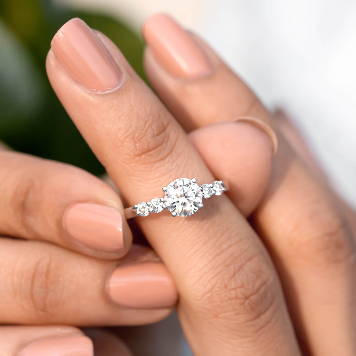 1 Carat Center Round Cut Moissanite Diamond Engagement Ring