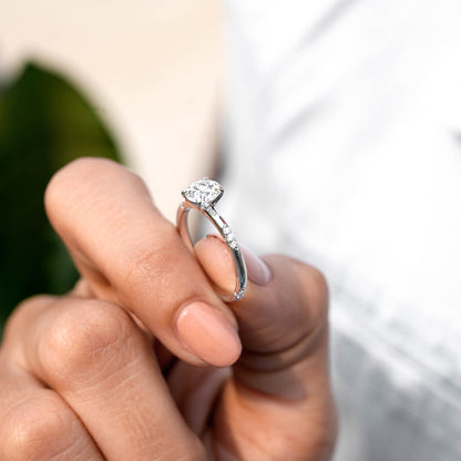 1 Carat Center Round Cut Moissanite Diamond Engagement Ring