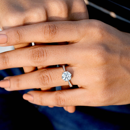 2 Carat Center Round Cut Moissanite Diamond Engagement Ring