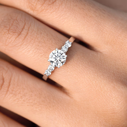 1 Carat Center Round Cut Moissanite Diamond Engagement Ring