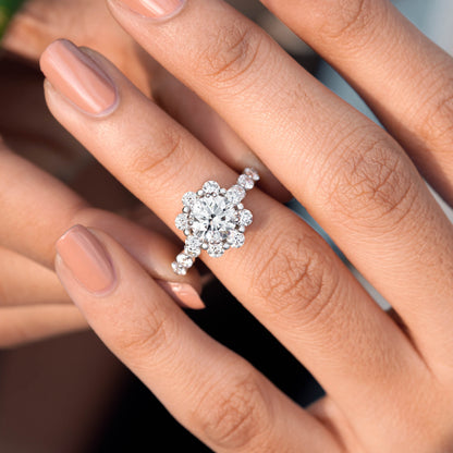 1.5 Carat Center Round Cut Moissanite Diamond Engagement Ring