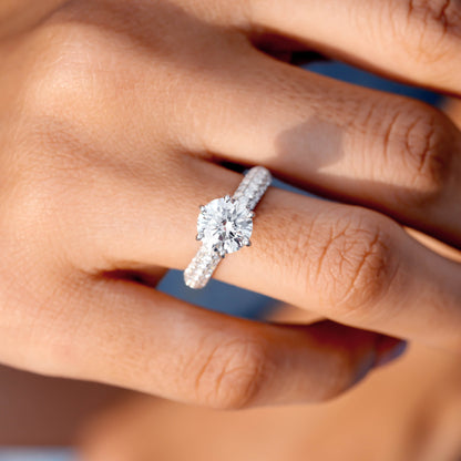 2 Carat Center Round Cut Moissanite Diamond Engagement Ring